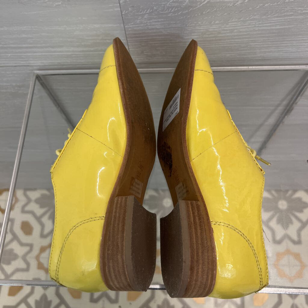 Gap Yellow Patent Leather Oxford Shoes 6