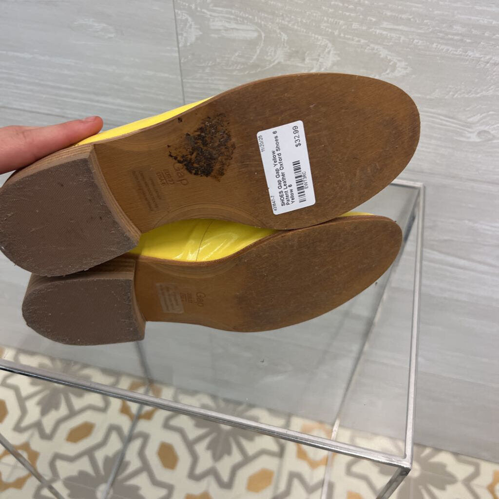Gap Yellow Patent Leather Oxford Shoes 6