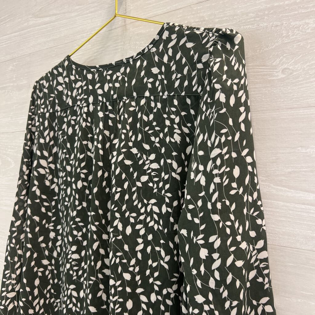 Monday Fun Green/ White Print Long Sleeve Top Medium