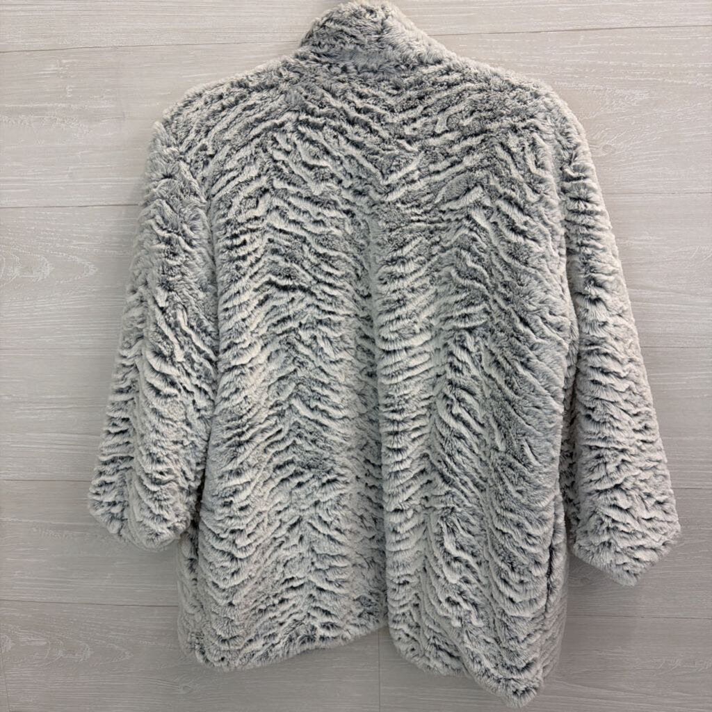 Moka Sport Blue/ White Soft Faux Fur Open Front Jacket Large