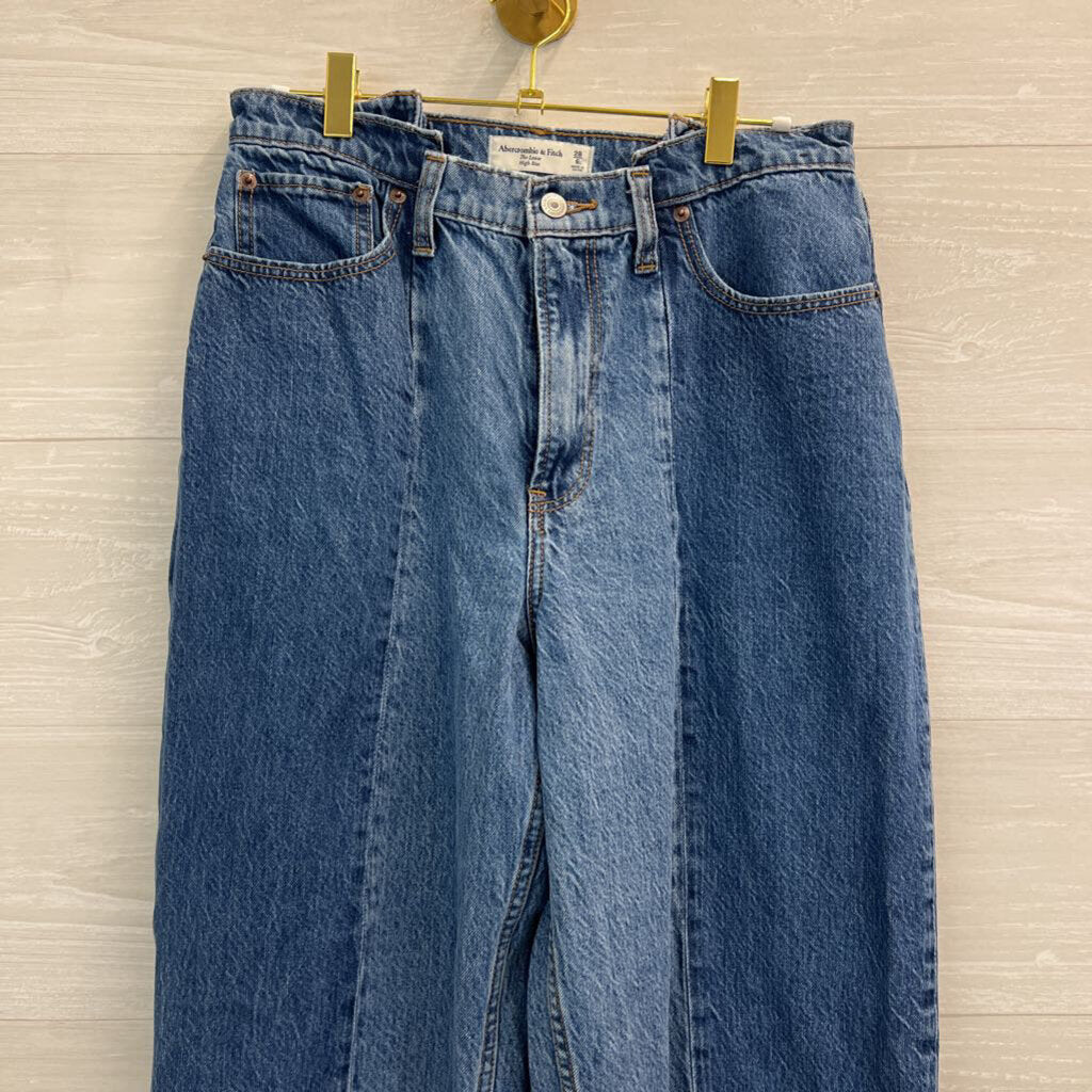 Abercrombie and Fitch The Loose High Rise Jeans 28 Long