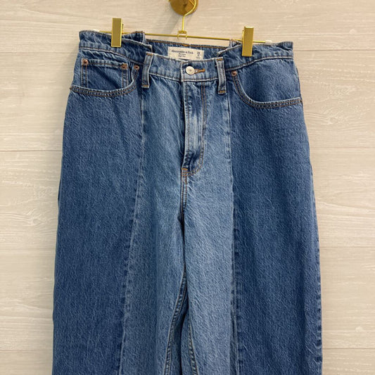 Abercrombie and Fitch The Loose High Rise Jeans 28 Long