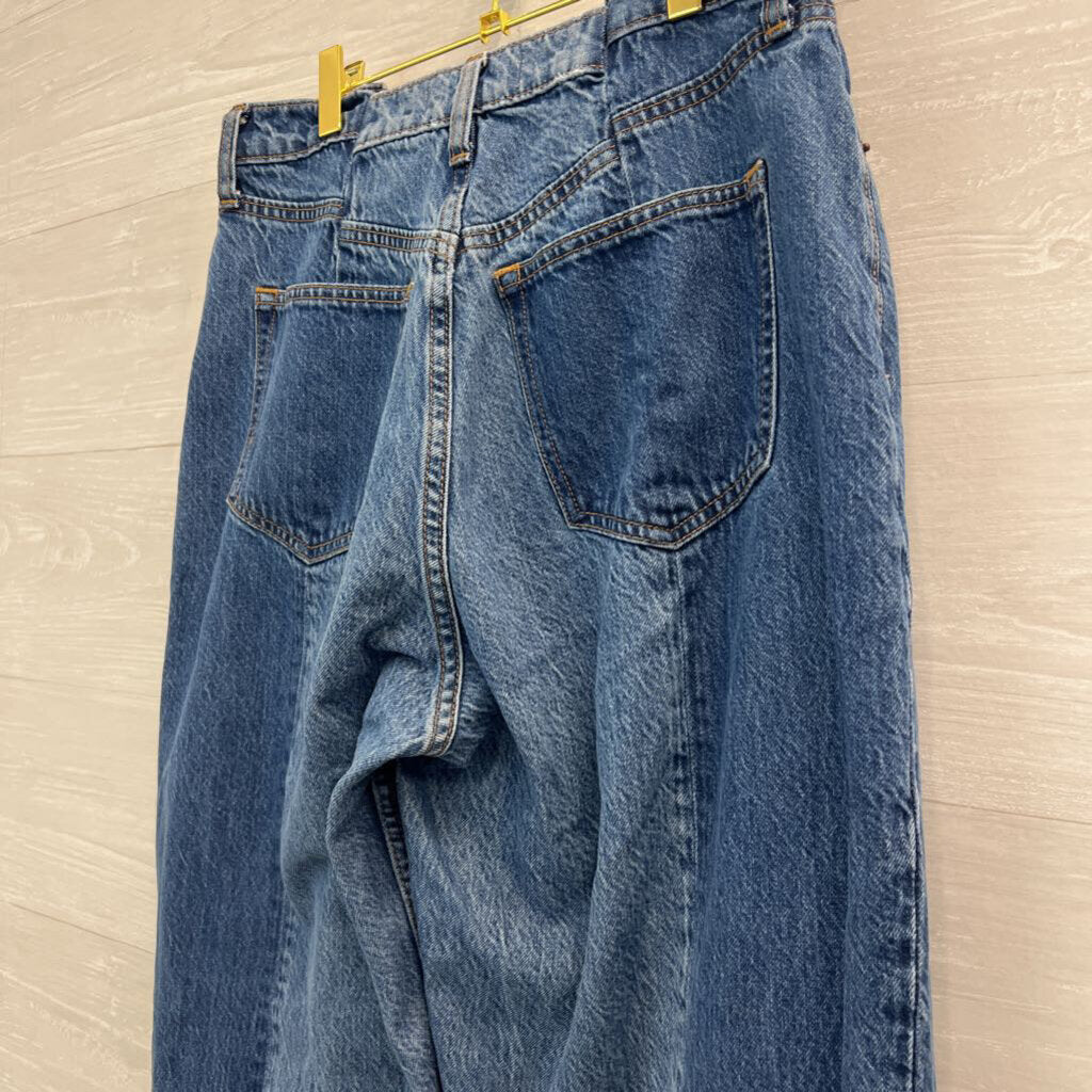 Abercrombie and Fitch The Loose High Rise Jeans 28 Long