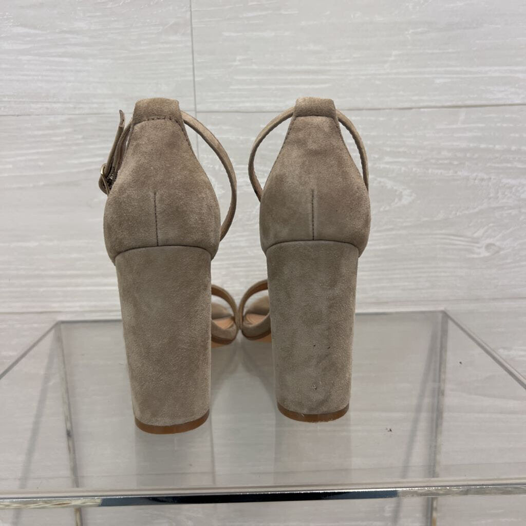 Steve Madden Beige Suede Ankle Strap Carson Heels 8