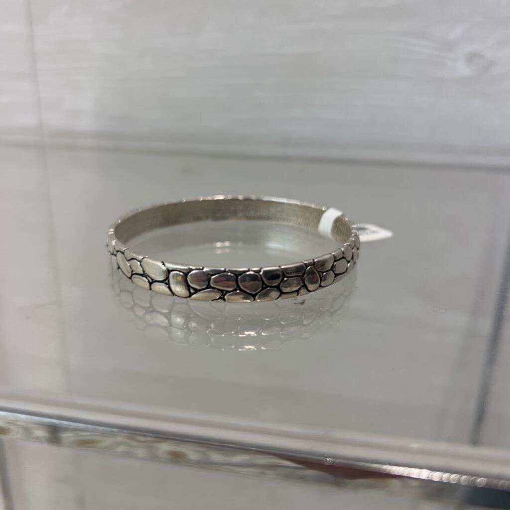 Pebbled Silver Toned Bangle Bracelet