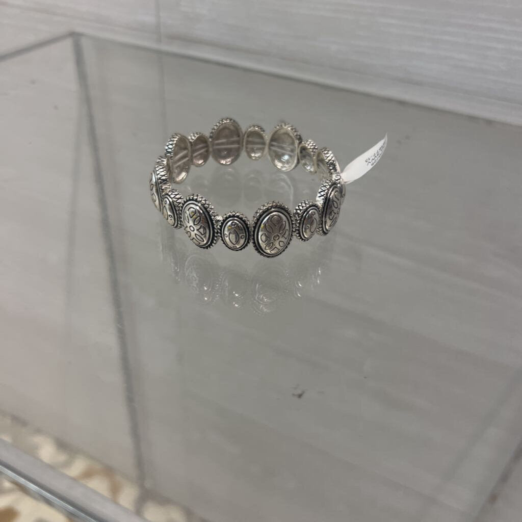 Silver Toned Stretch Bracelet