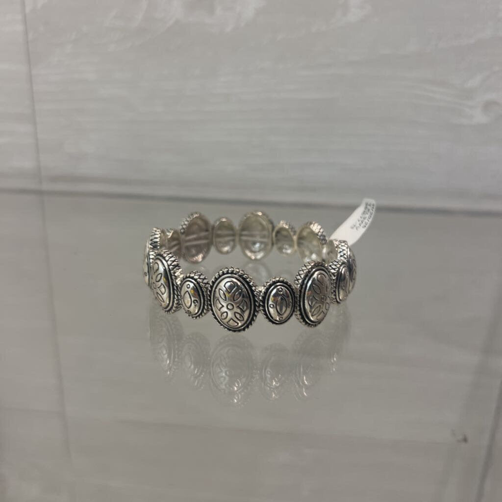 Silver Toned Stretch Bracelet