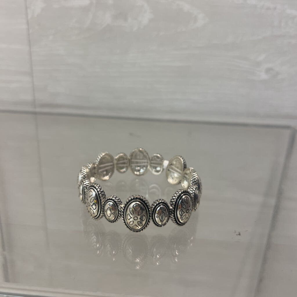 Silver Toned Stretch Bracelet