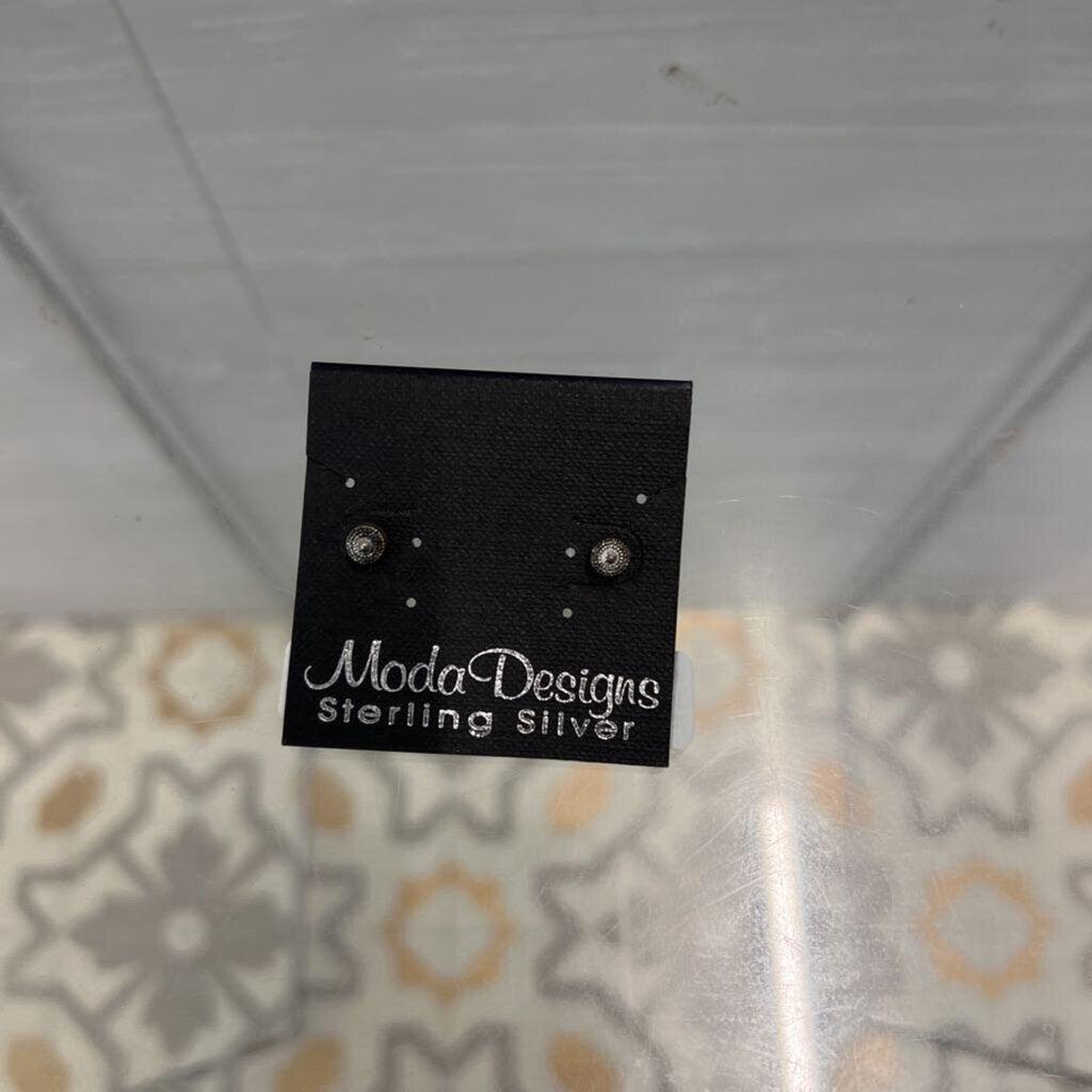 Silver Toned Small Stud Earrings