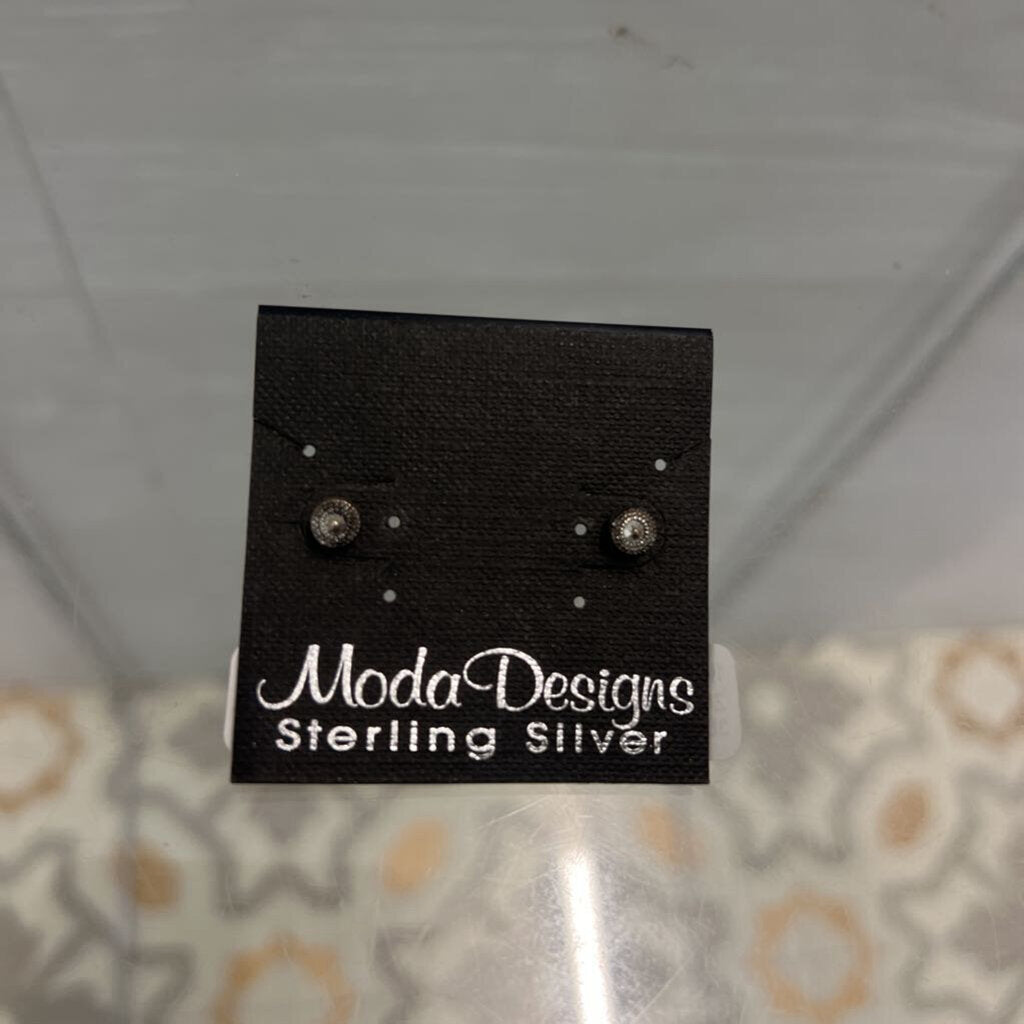Silver Toned Small Stud Earrings