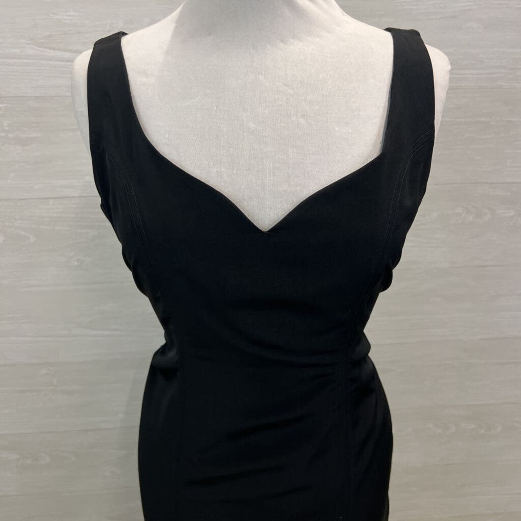 Black Sleeveless Long Formal Dress Medium
