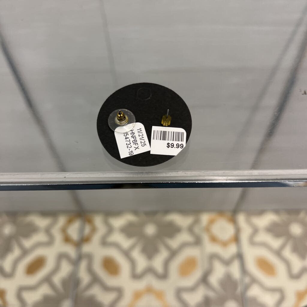 Navy Stone Flower Stud Earrings