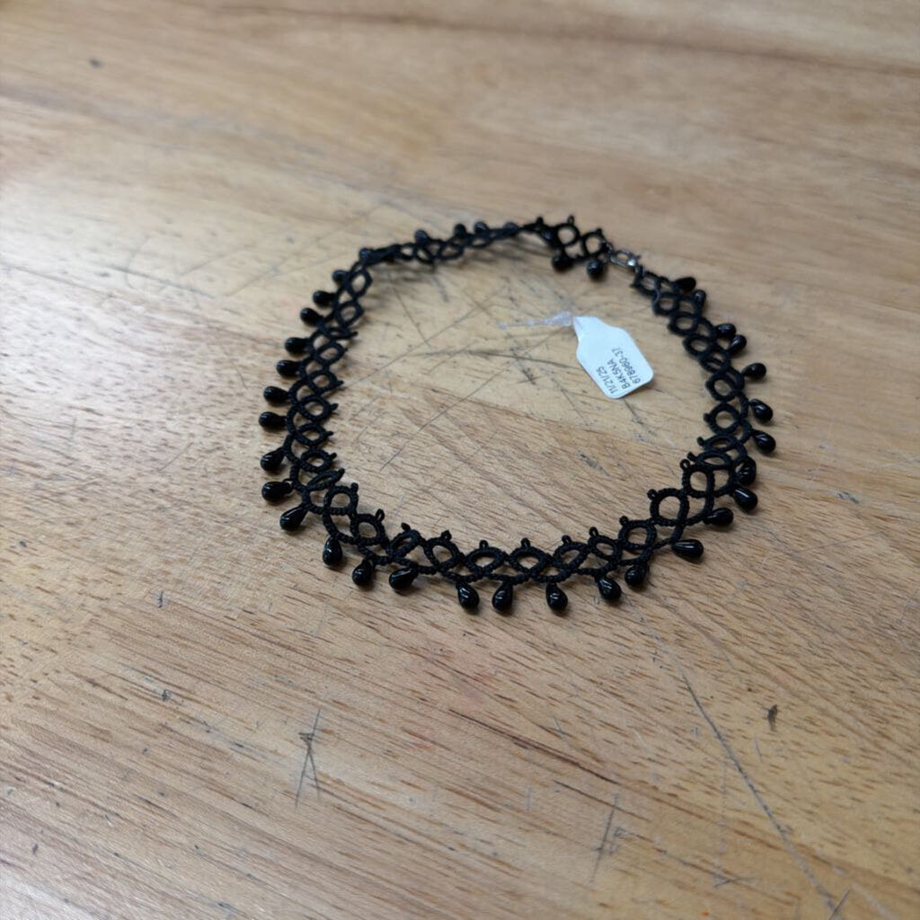 Black Lattice Bead Detail Choker Necklace