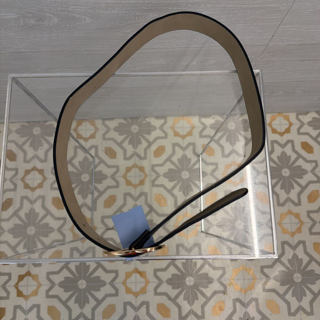 Vince Camuto Black Leather Belt Medium