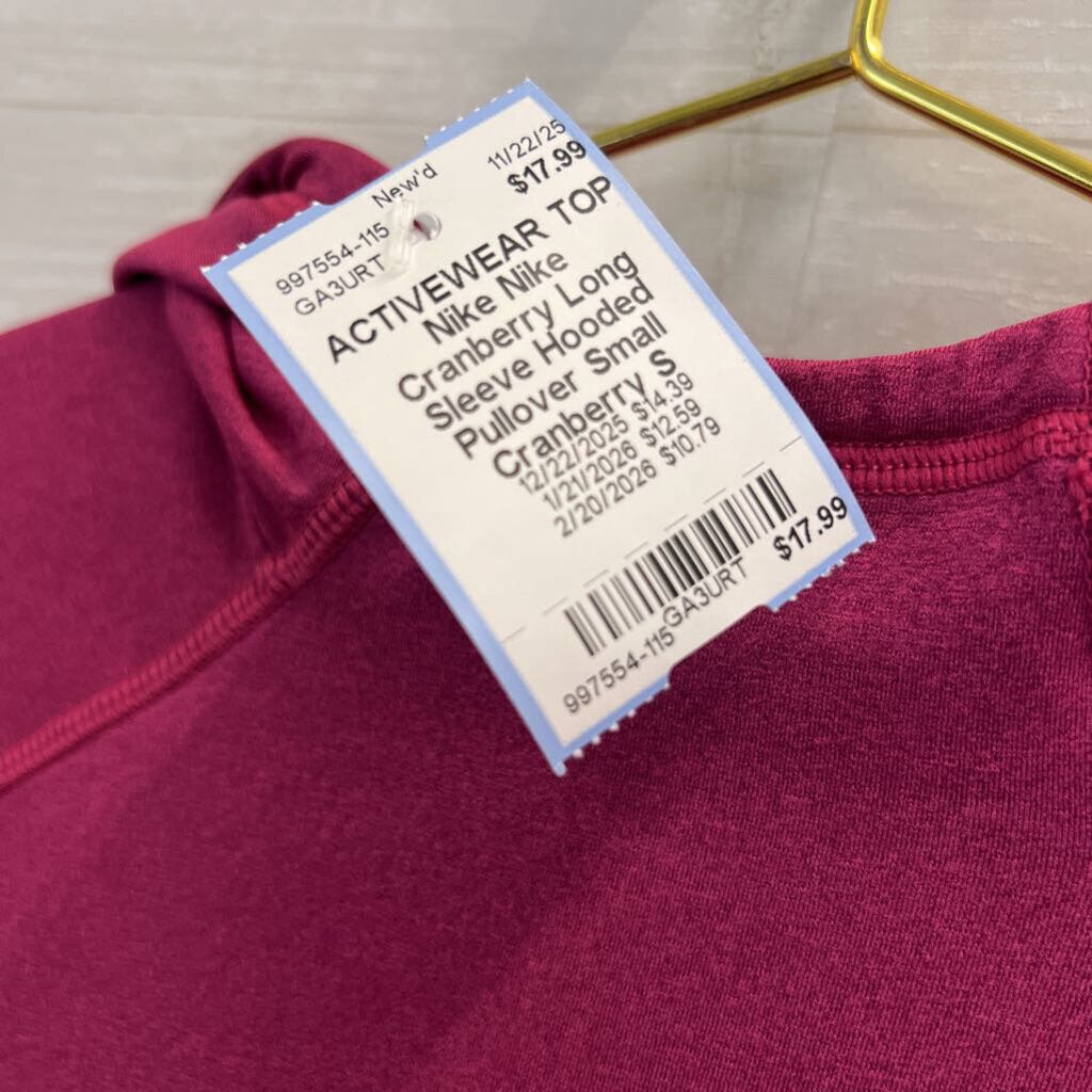 Nike Cranberry Long Sleeve Hooded Pullover Small
