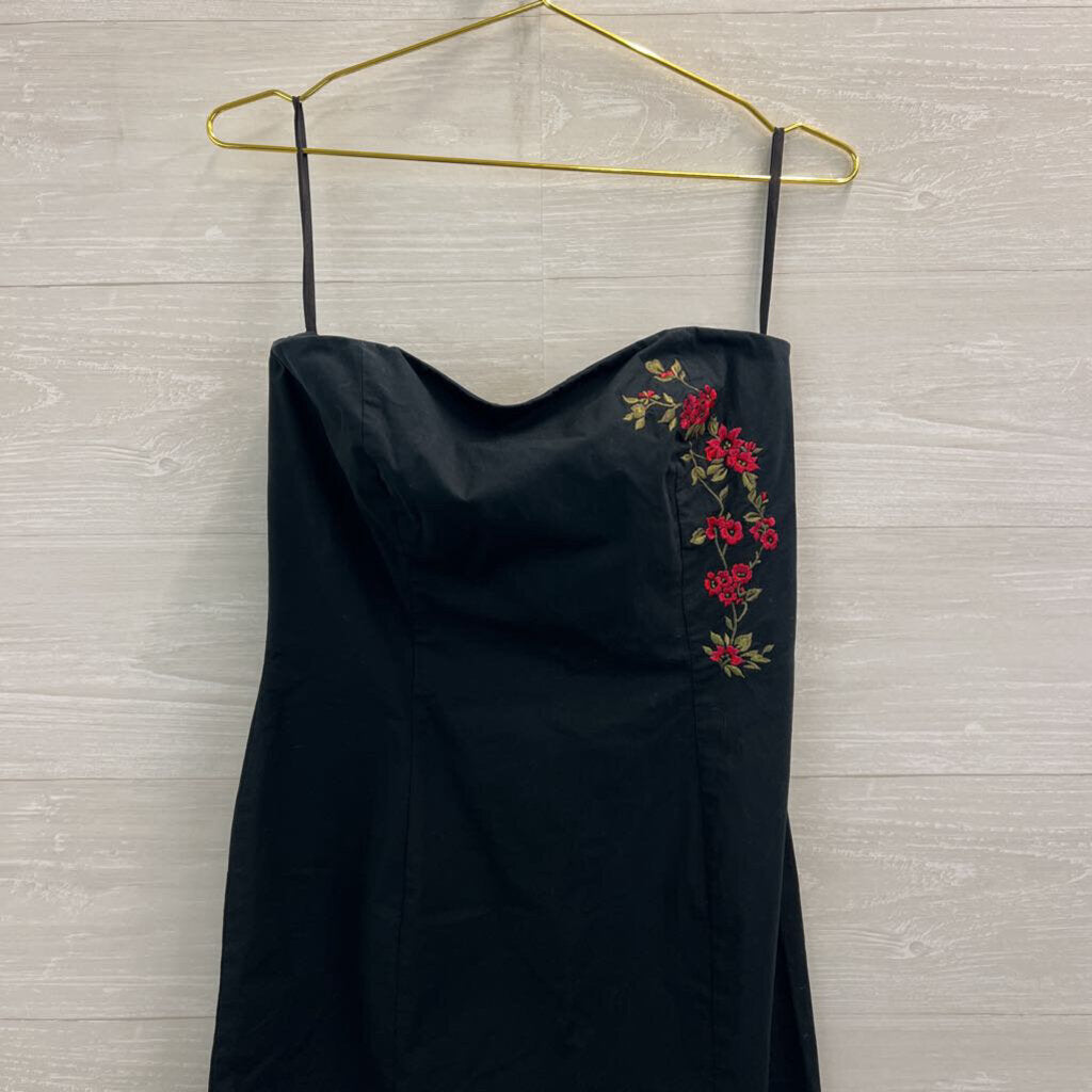 Express Black/ Red Embroidered Flower Strapless Dress 9/10
