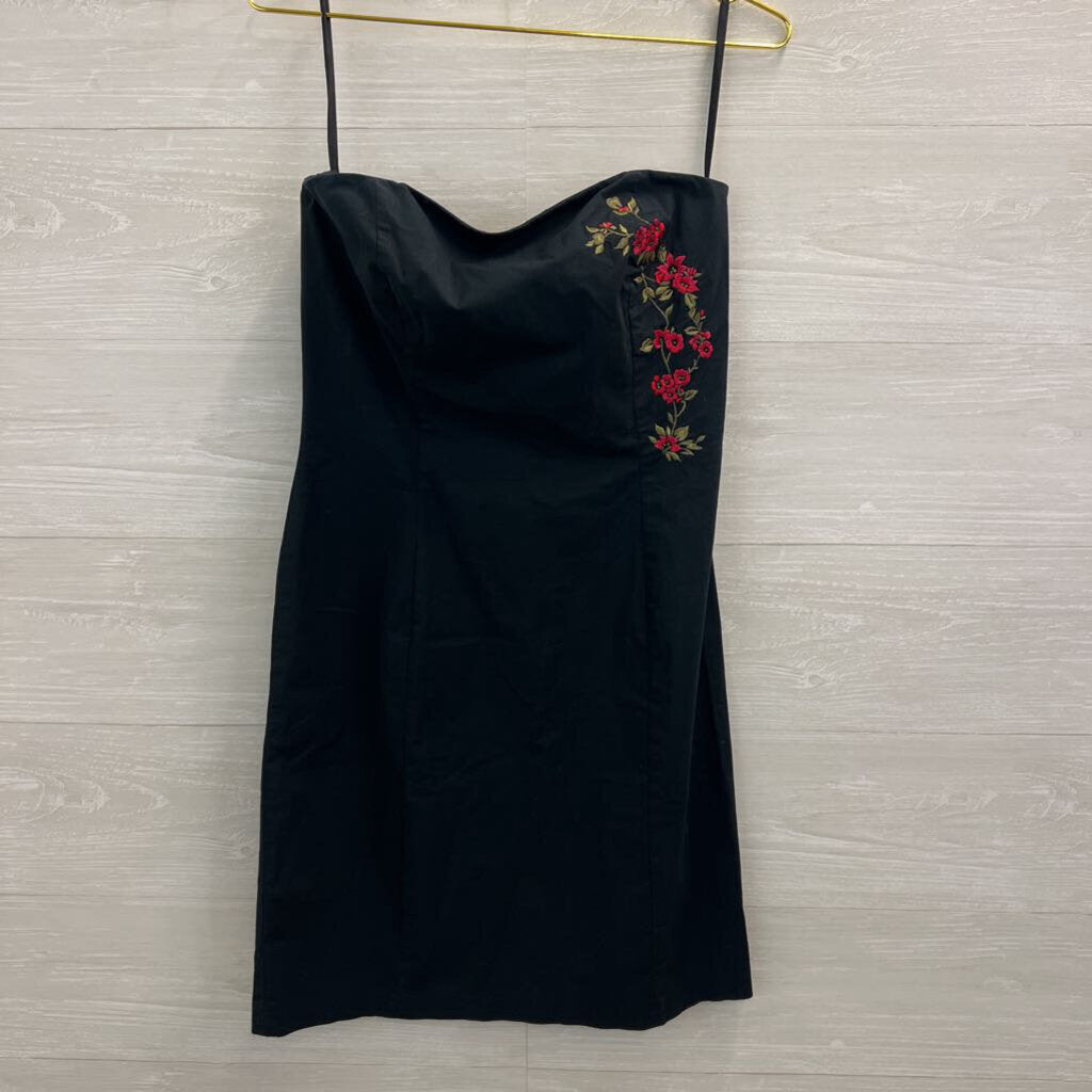 Express Black/ Red Embroidered Flower Strapless Dress 9/10