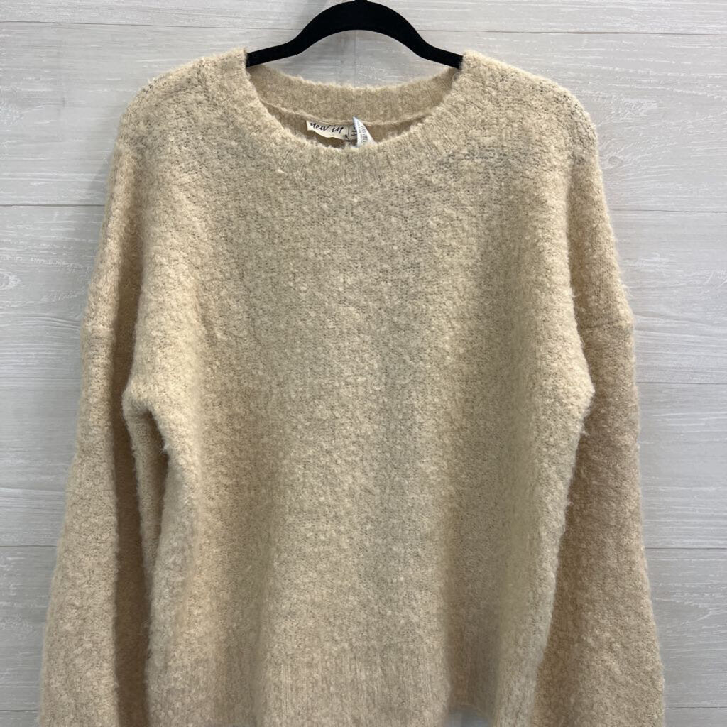 New In Soft Cream Knit Long Sleeve Sweater Small