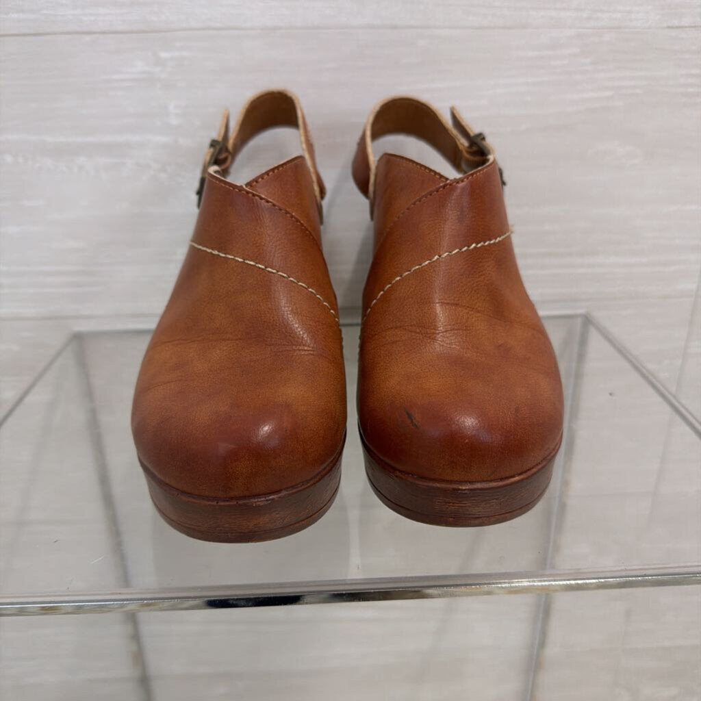 BOC Brown Leather Cecila Platform Clogs 9