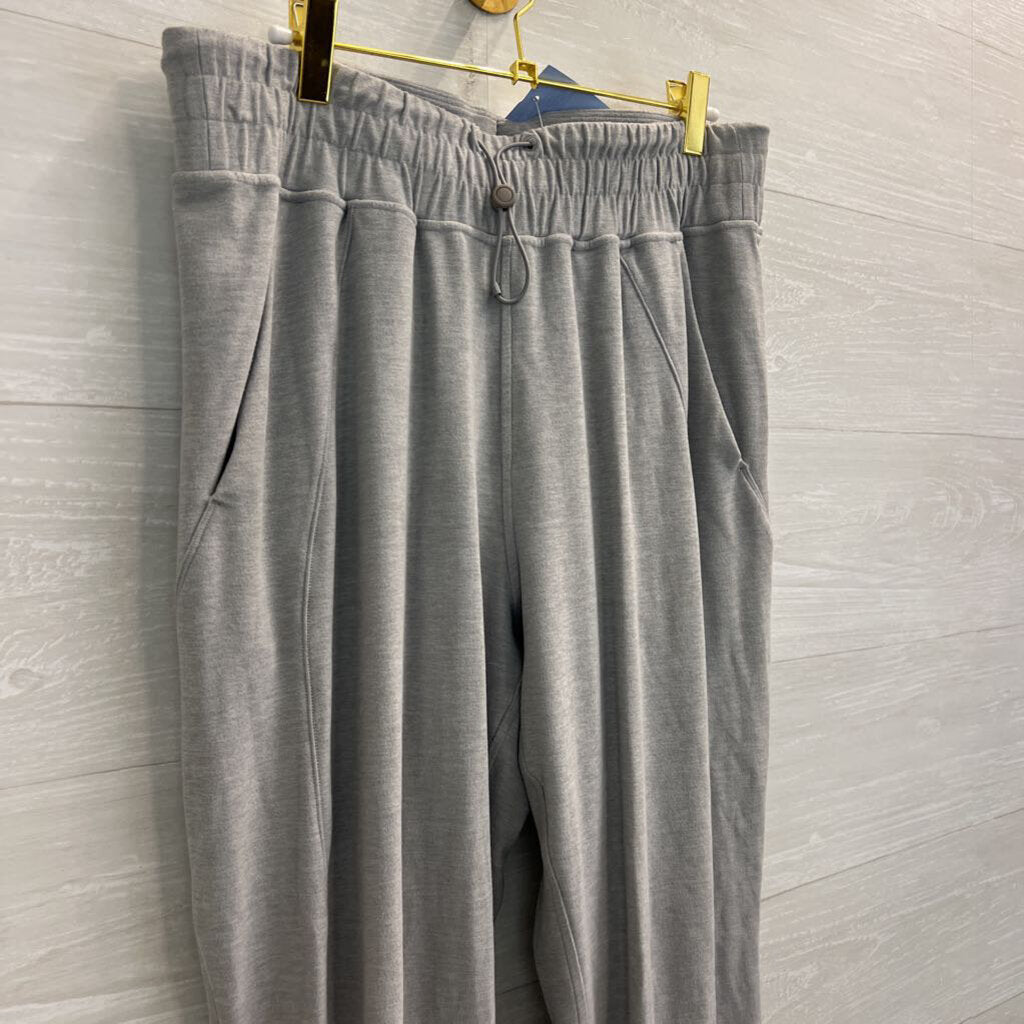 Lululemon Grey On The Fly Jogger Sweatpants 10
