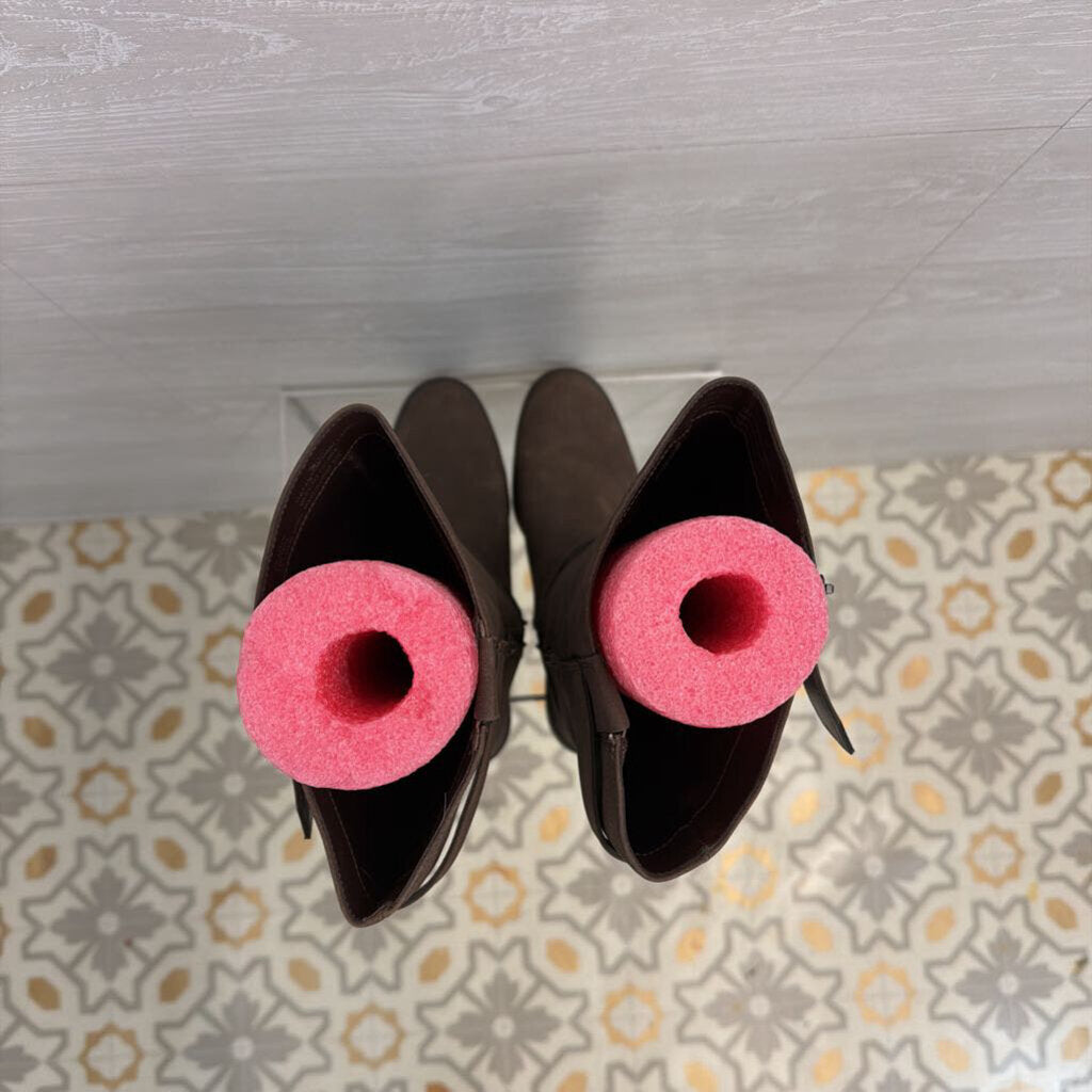 Kelly and Katie Brown Shyn Riding Tall Boots 11