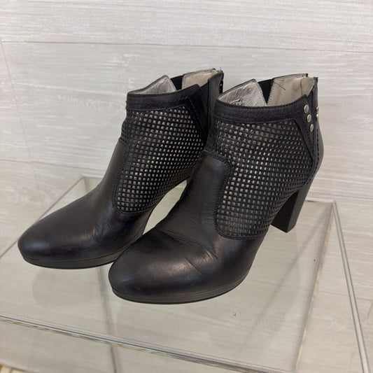 Nero Giardini Black Leather Mesh Round Toe Ankle Boots 38