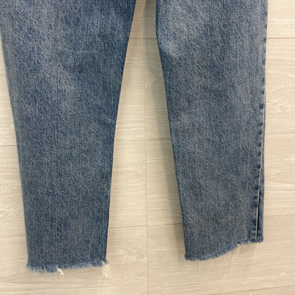 Boyish Light Wash High Rise Mom Jeans 26