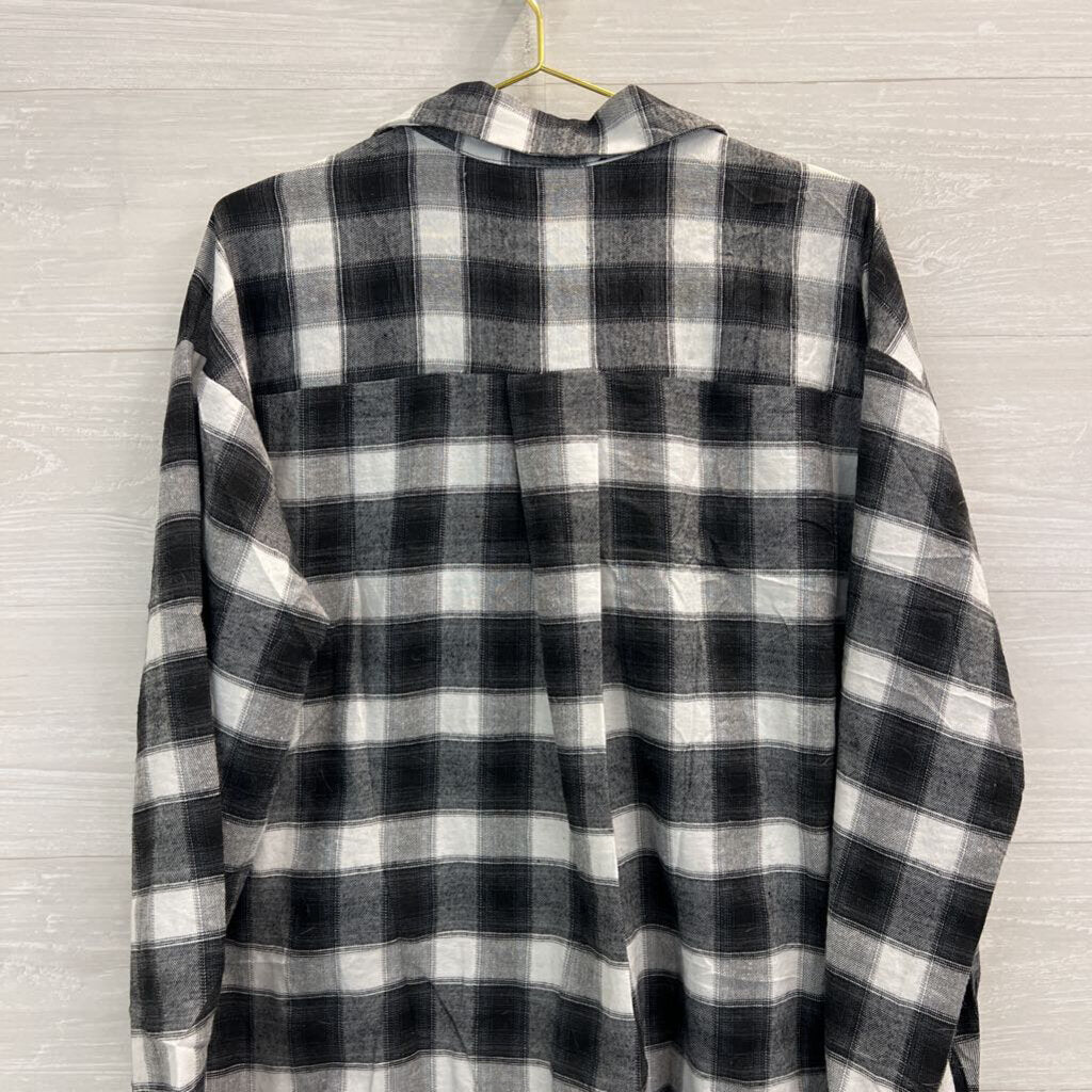 Besshopie Black/ Grey Gingham Long Sleeve Button Down Top Large