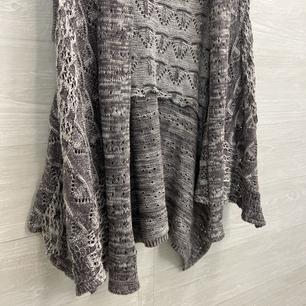 Moth Grey Knit Open Front Sleeveless Sweater Top Medium/ Large