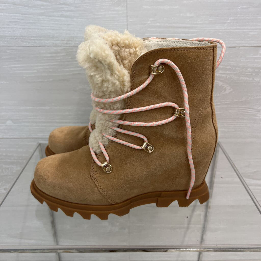 Sorel Joan of Arctic Wedge III Lace Cozy Boots 6.5