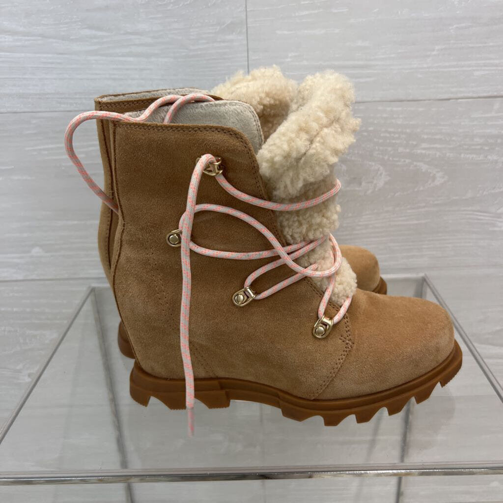 Sorel Joan of Arctic Wedge III Lace Cozy Boots 6.5