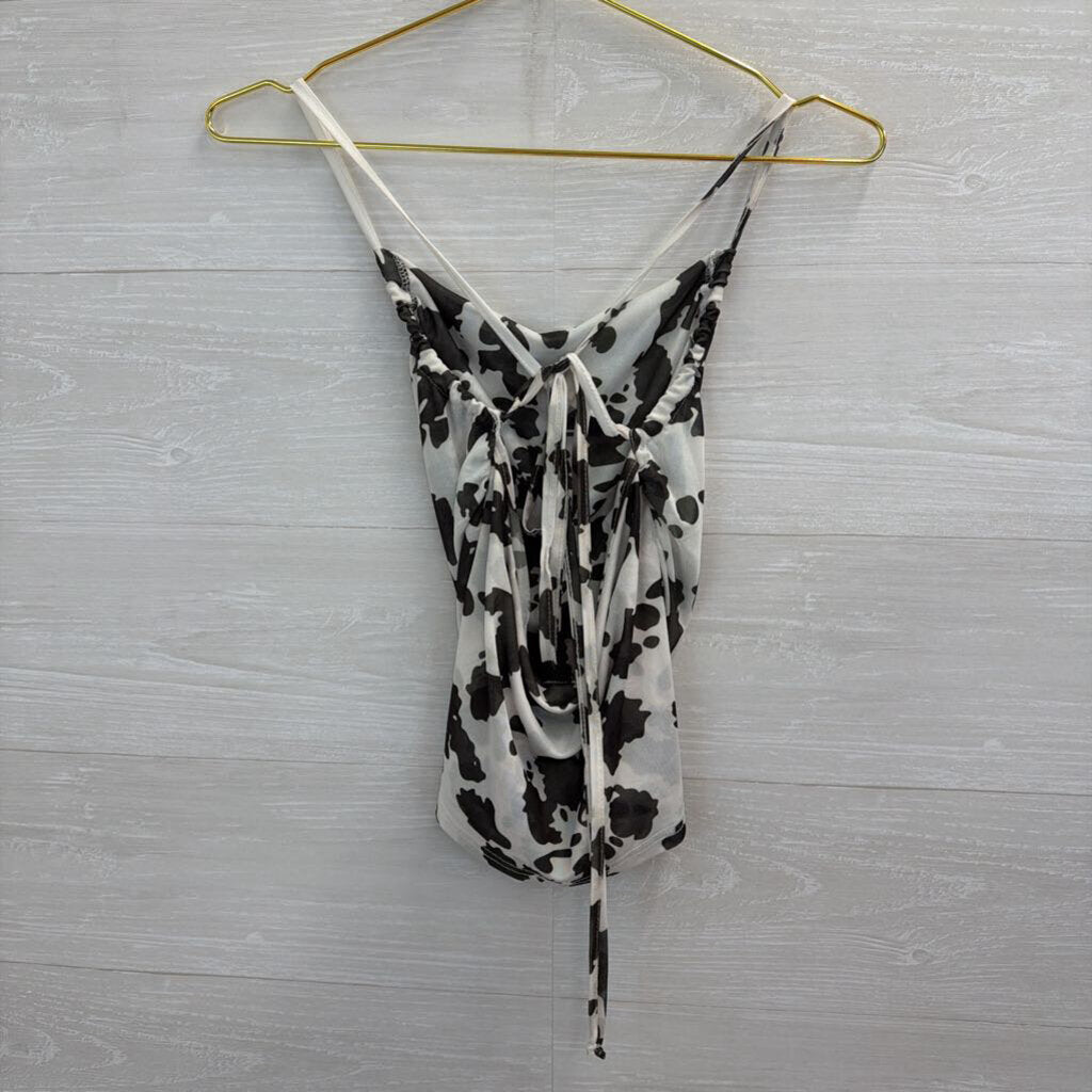 White/ Black Print Lace Up Back Cropped Tank Top Large