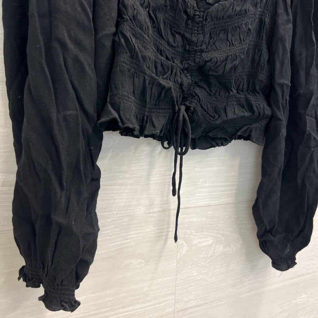 Petal and Thorn Black Smocked Cropped Long Puff Sleeve Top Large