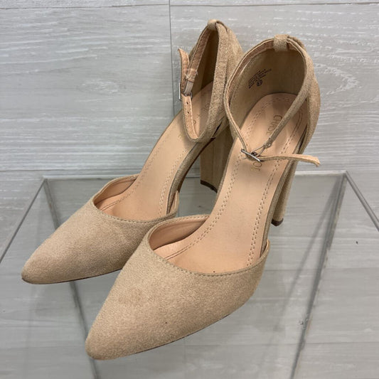 Chase and Chloe Beige Suede Pointy Ankle Strap Black Heels 8.5
