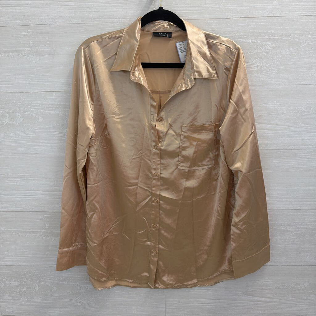Vici Gold Silky Long Sleeve Button Down Top Medium