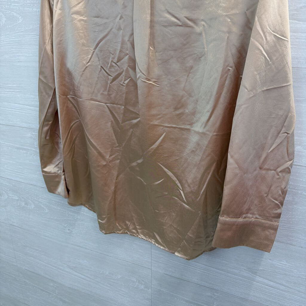 Vici Gold Silky Long Sleeve Button Down Top Medium