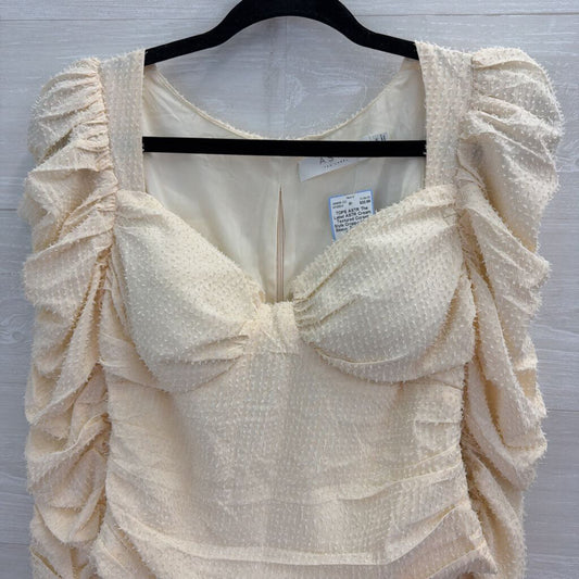 ASTR Cream Textured Corset Style Cropped Long Sleeve Top Medium