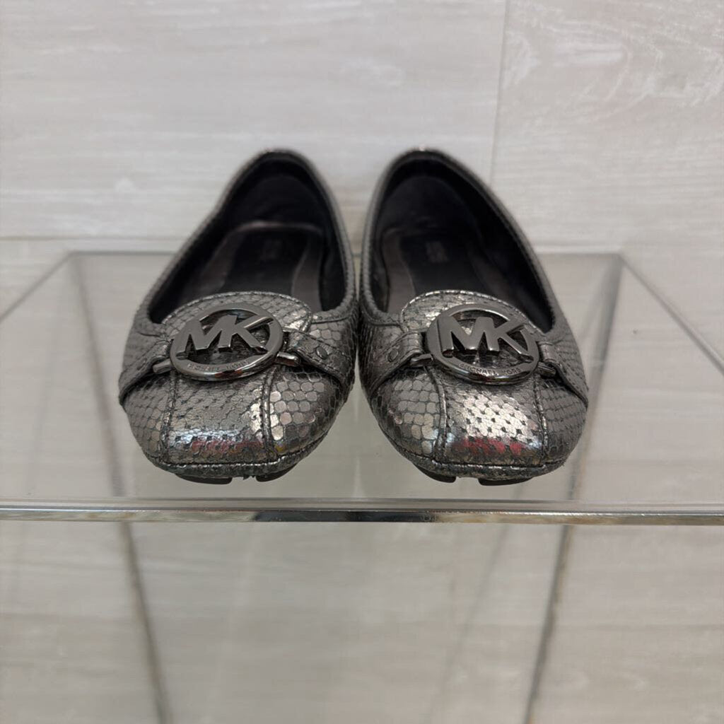 Michael Kors Metallic Grey Fulton Flats 8
