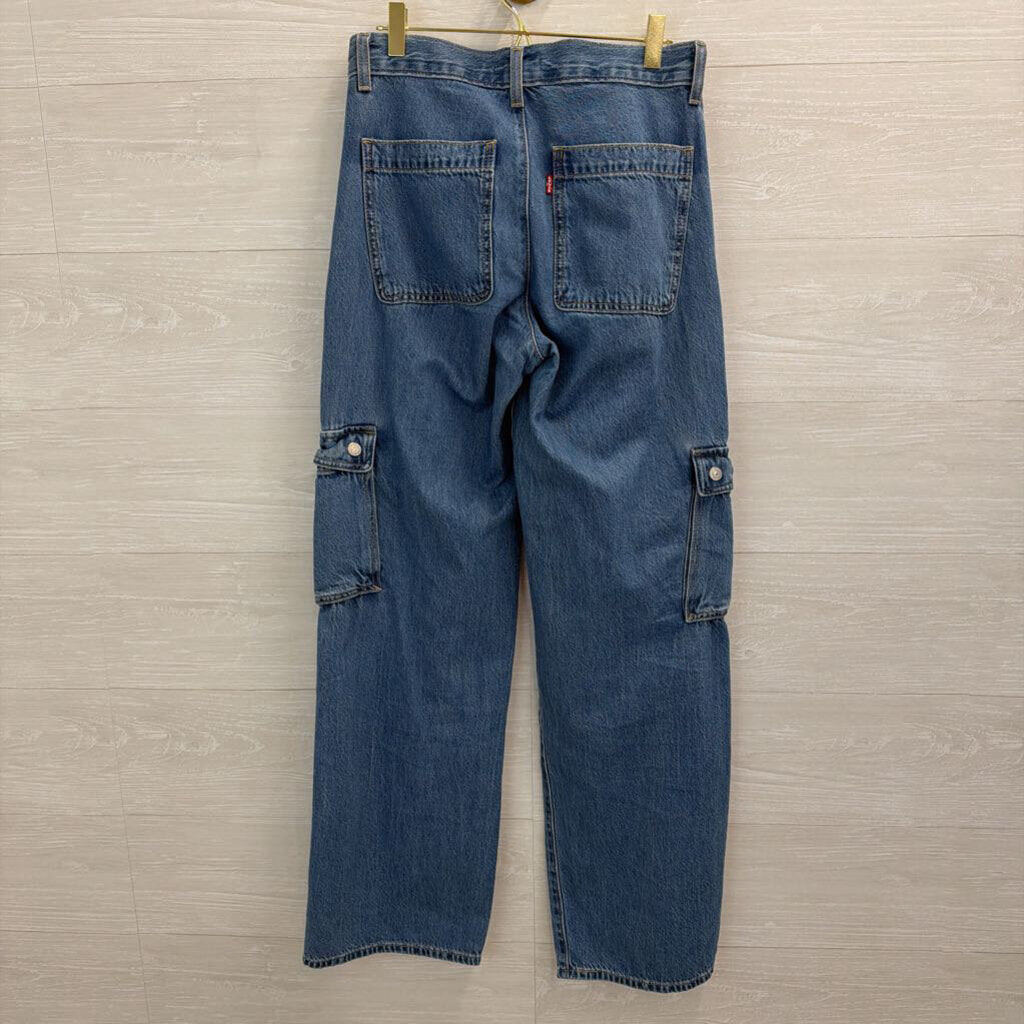 Levi Medium Wash Superlow Cargo Jeans 26