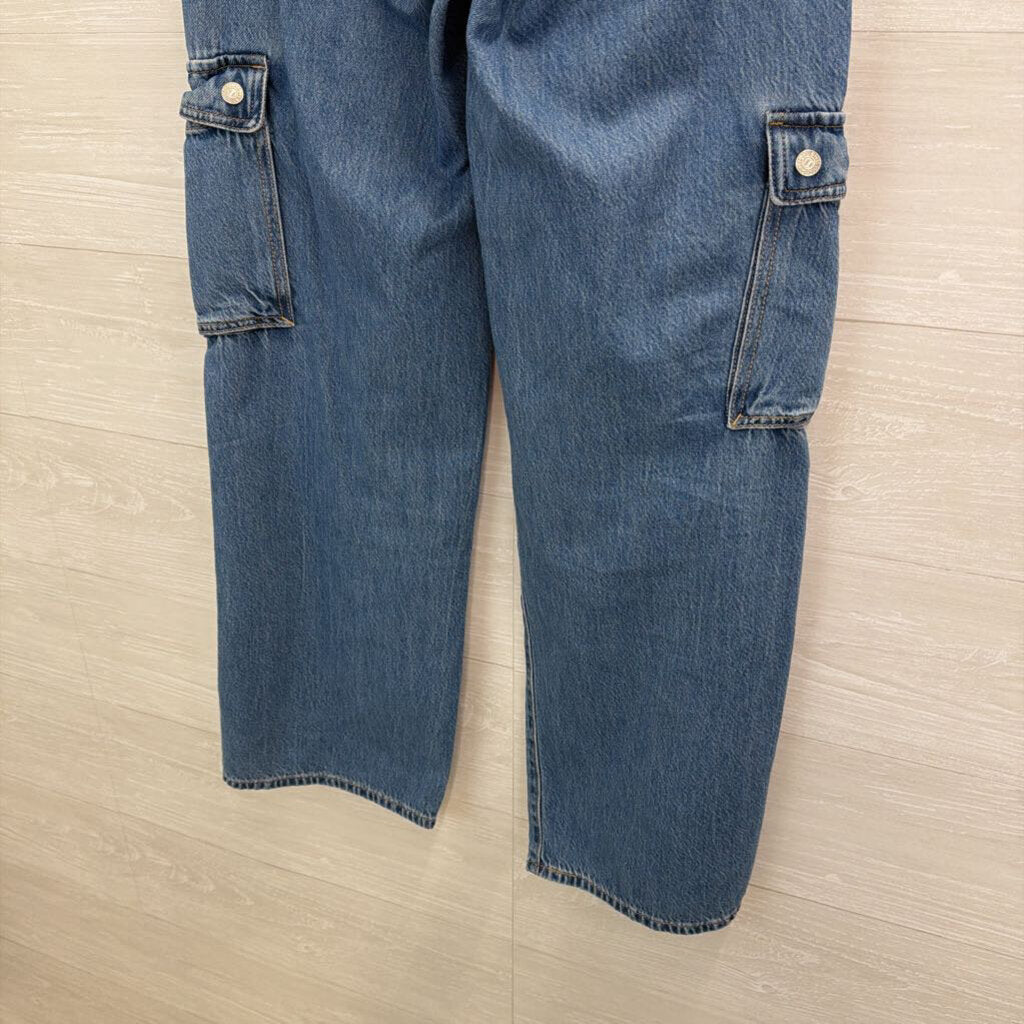 Levi Medium Wash Superlow Cargo Jeans 26