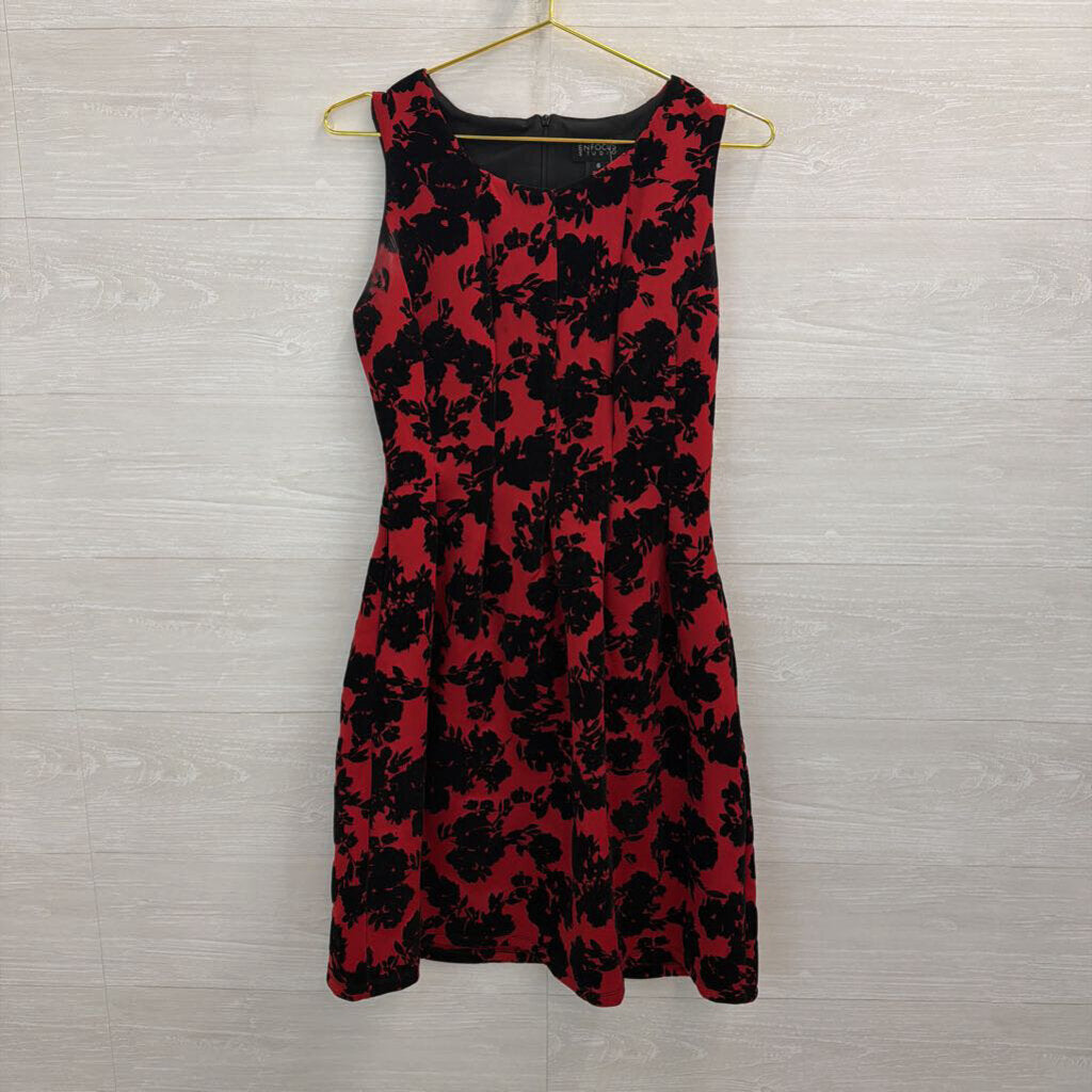 En Focus Red/ Black Velvet Floral Sleeveless Dress 6