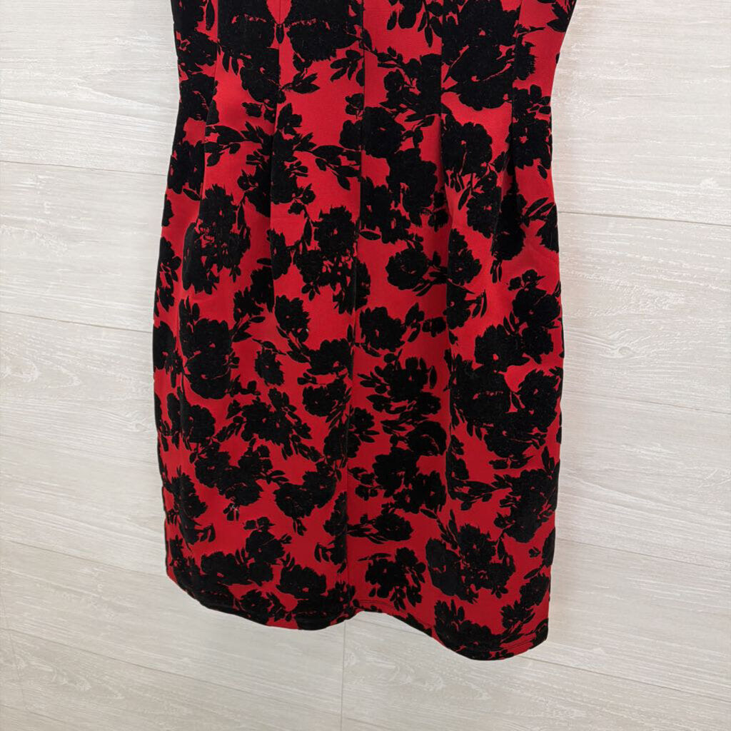 En Focus Red/ Black Velvet Floral Sleeveless Dress 6