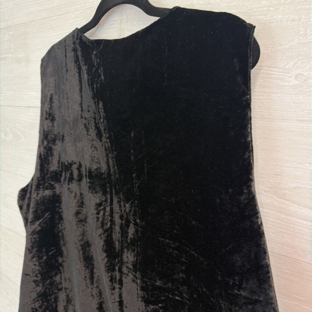 White Stag Black Velvet Embroidered Vest Top 22/24W