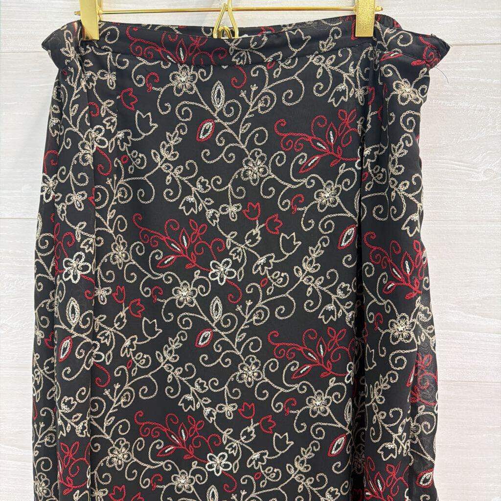 Dressbarn Black/ Cream/ Red Print Maxi Skirt Large