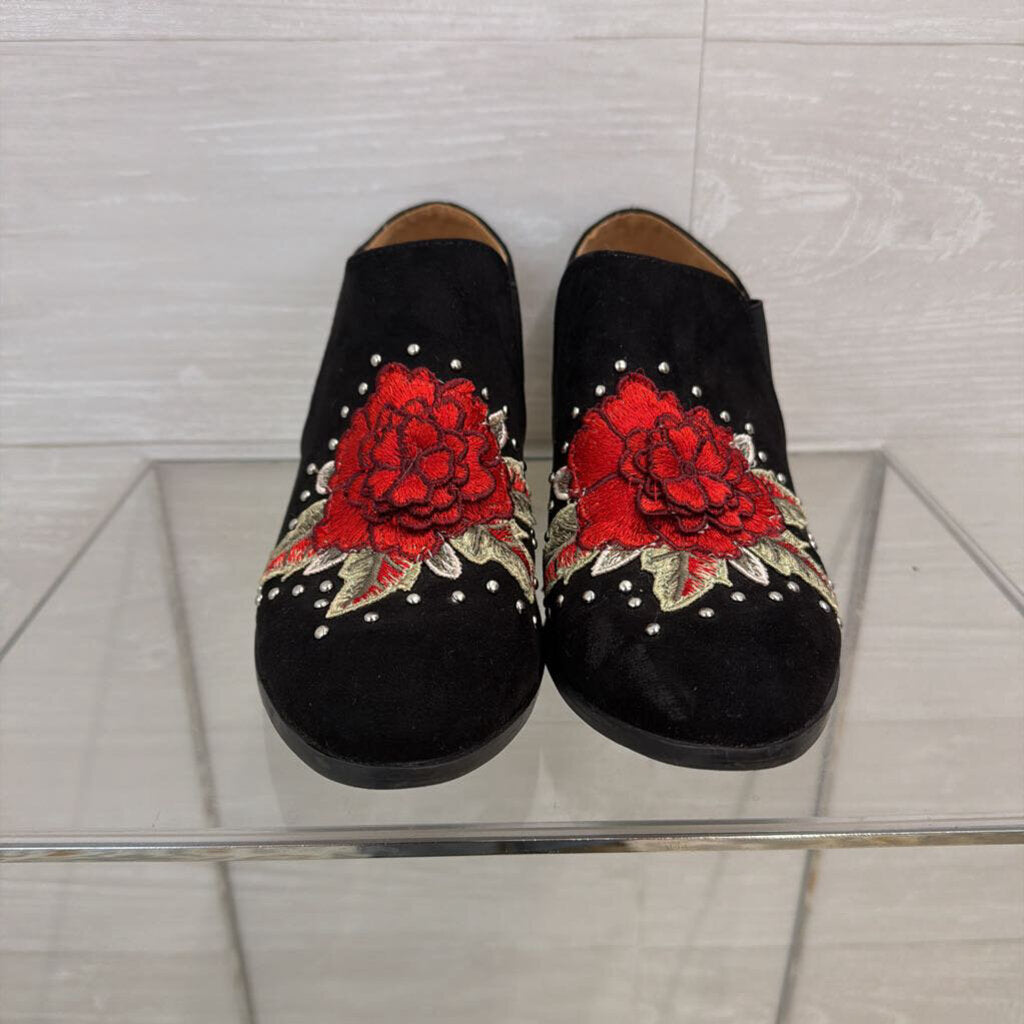 Qupid Black Suede Red Floral Embroidered Ankle Booties 9