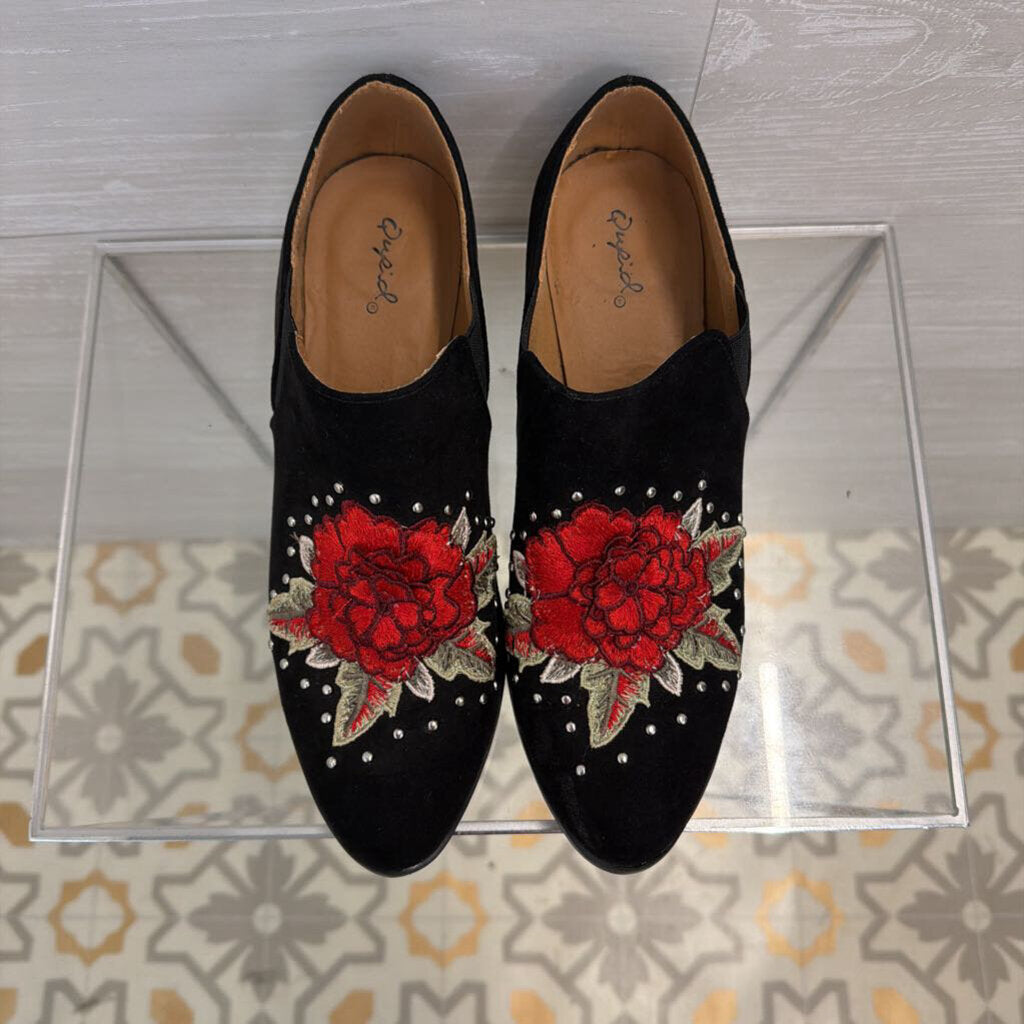 Qupid Black Suede Red Floral Embroidered Ankle Booties 9