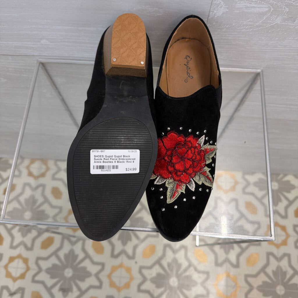 Qupid Black Suede Red Floral Embroidered Ankle Booties 9