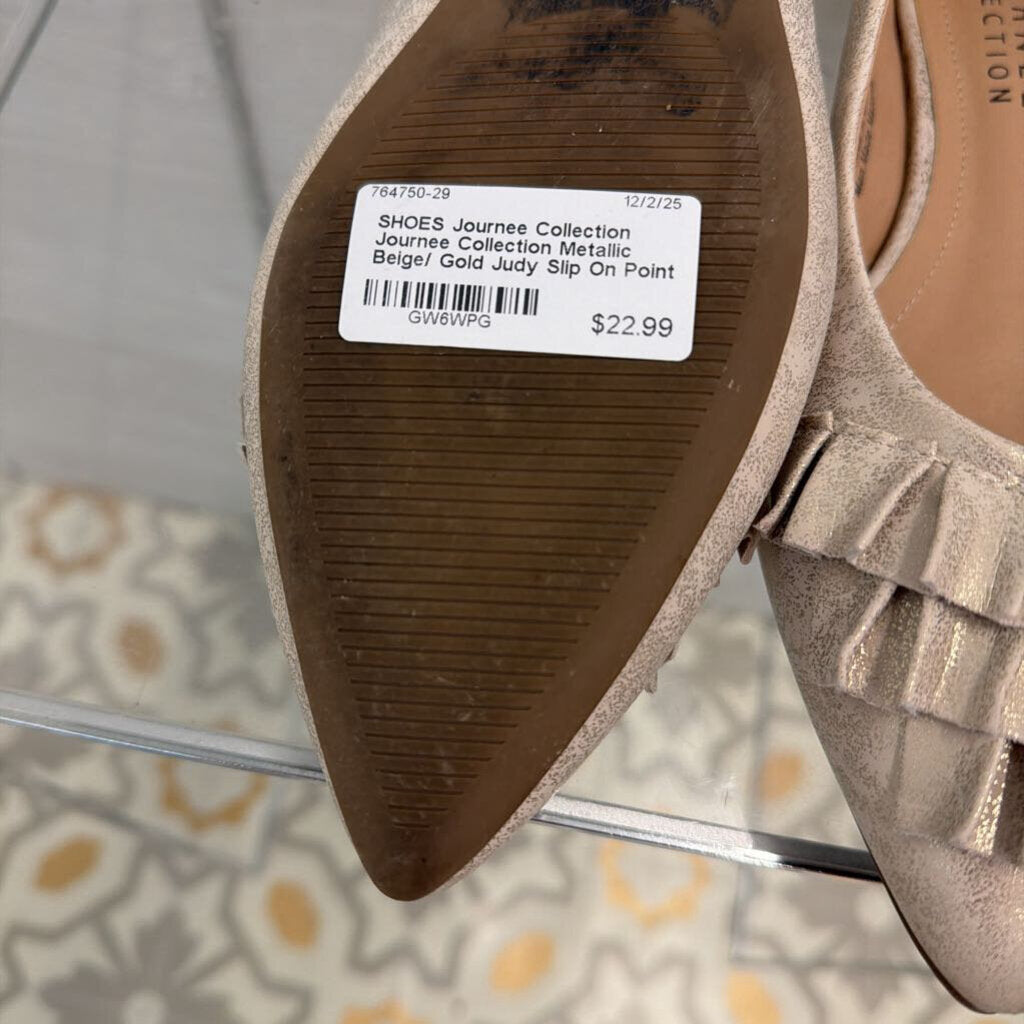 Journee Collection Metallic Beige/ Gold Judy Slip On Point Toe Flats 8.5