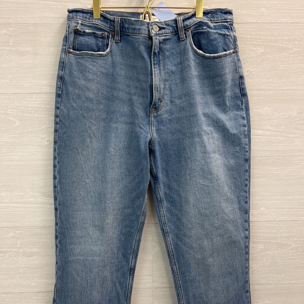 Abercrombie and Fitch Medium Wash The 90s Slim Straight Ultra High Rise Jeans 32