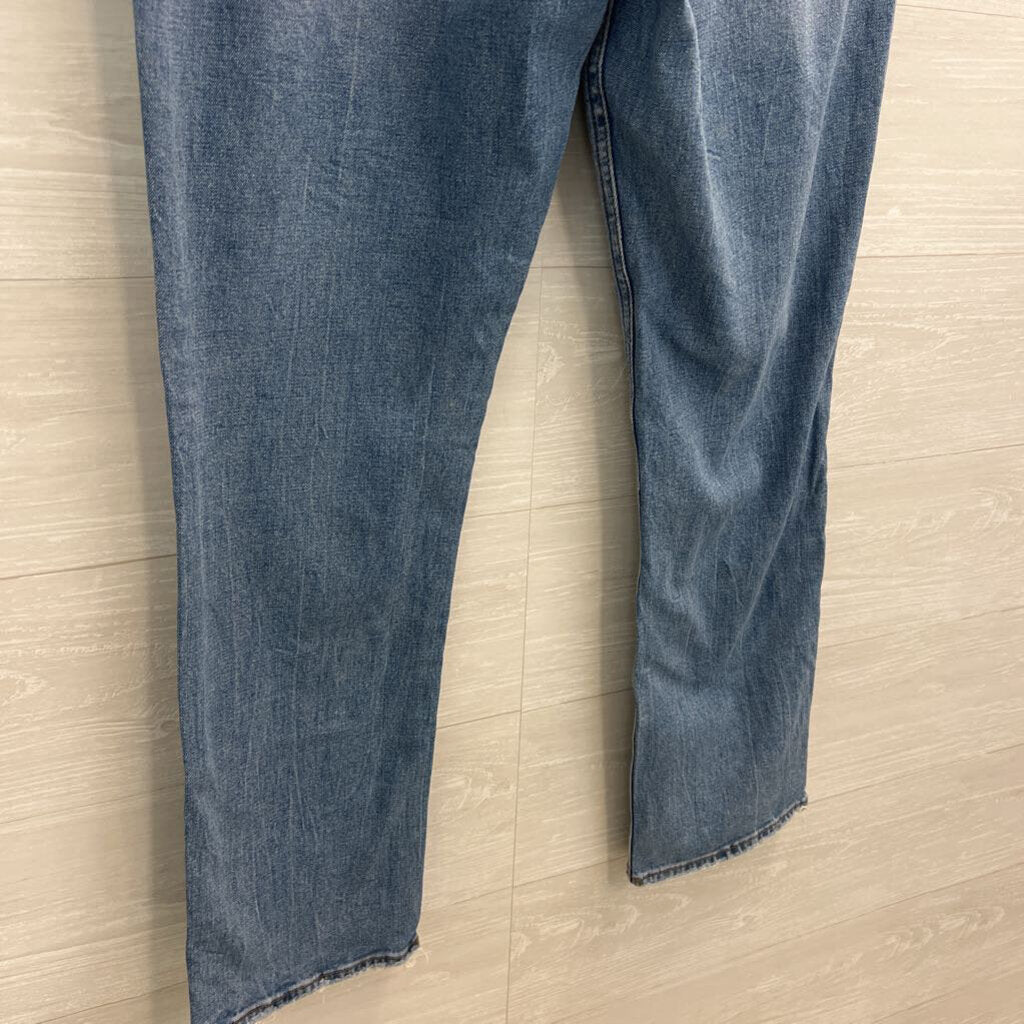 Abercrombie and Fitch Medium Wash The 90s Slim Straight Ultra High Rise Jeans 32